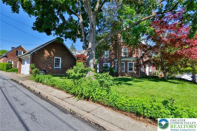 1242 Broadway, Fountain Hill Boro, PA 18015
