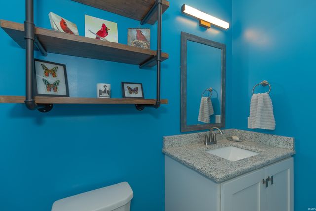 700 Coppers Edge Drive, Newburgh, IN 47630