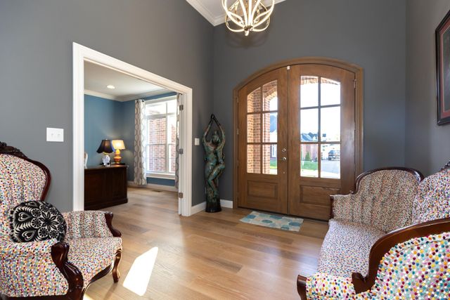 700 Coppers Edge Drive, Newburgh, IN 47630