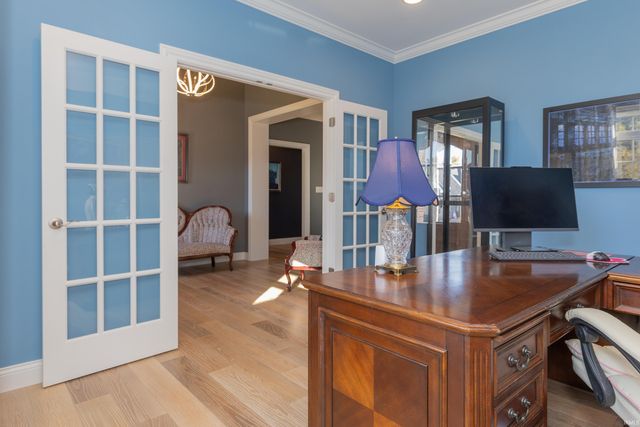 700 Coppers Edge Drive, Newburgh, IN 47630