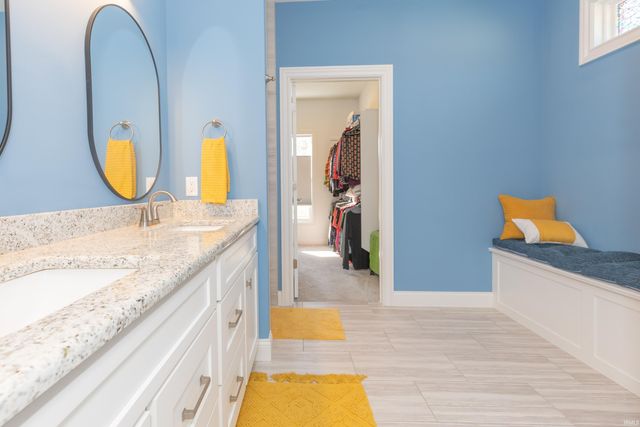 700 Coppers Edge Drive, Newburgh, IN 47630