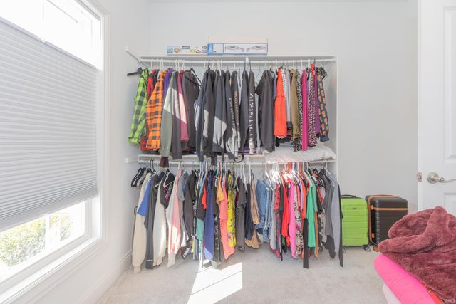 700 Coppers Edge Drive, Newburgh, IN 47630