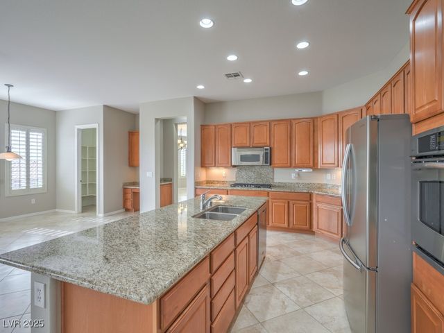 2237 Turner Falls Street, Henderson, NV 89044