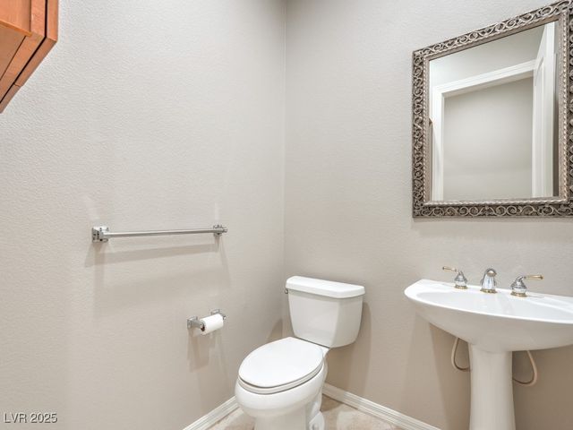 2237 Turner Falls Street, Henderson, NV 89044