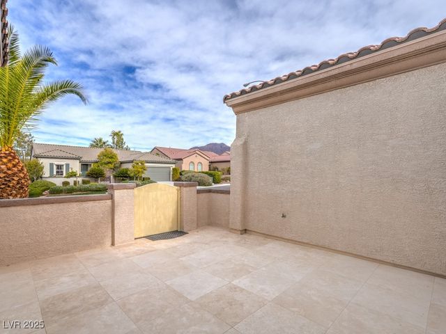 2237 Turner Falls Street, Henderson, NV 89044