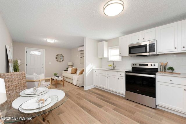 714 2ND Street S, Jacksonville Beach, FL 32250