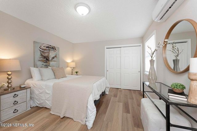 714 2ND Street S, Jacksonville Beach, FL 32250