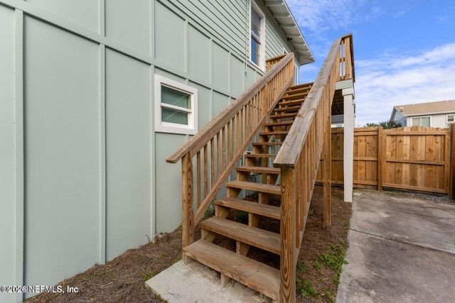 714 2ND Street S, Jacksonville Beach, FL 32250