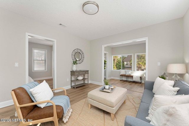 714 2ND Street S, Jacksonville Beach, FL 32250