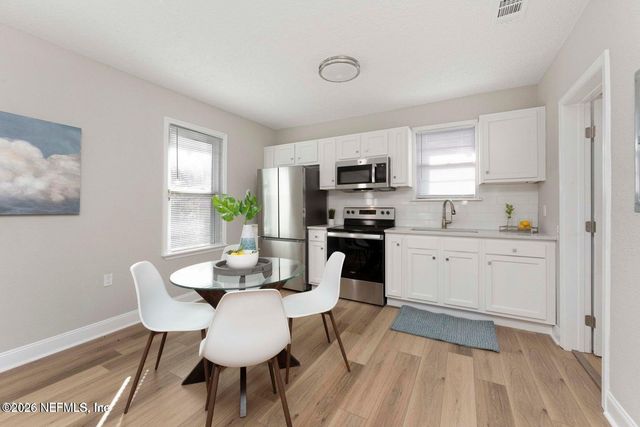 714 2ND Street S, Jacksonville Beach, FL 32250