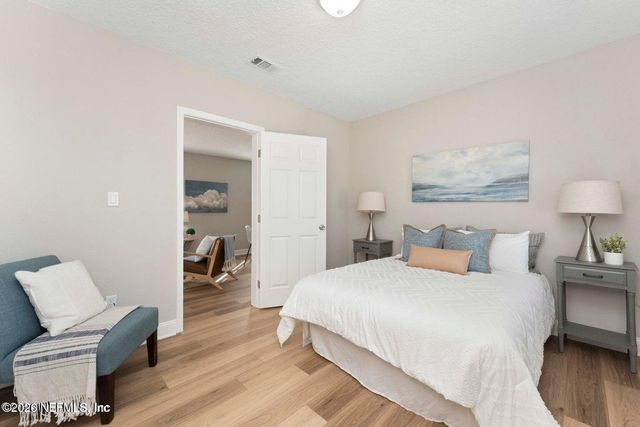 714 2ND Street S, Jacksonville Beach, FL 32250