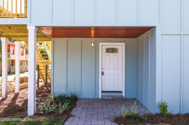 714 2ND Street S, Jacksonville Beach, FL 32250