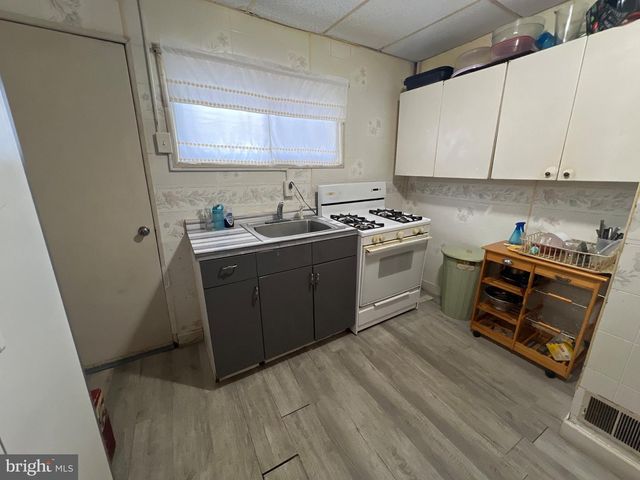 5531 POPLAR ST, Philadelphia, PA 19131