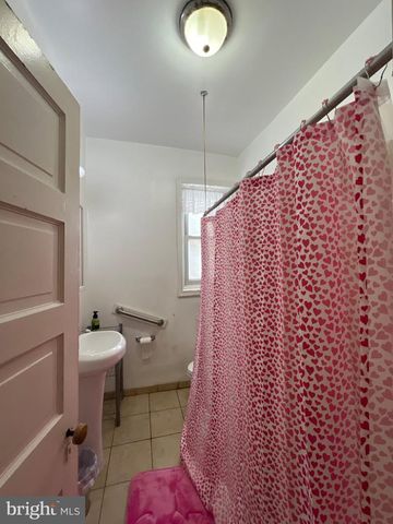 5531 POPLAR ST, Philadelphia, PA 19131
