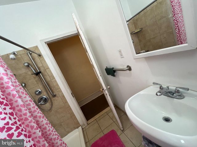 5531 POPLAR ST, Philadelphia, PA 19131