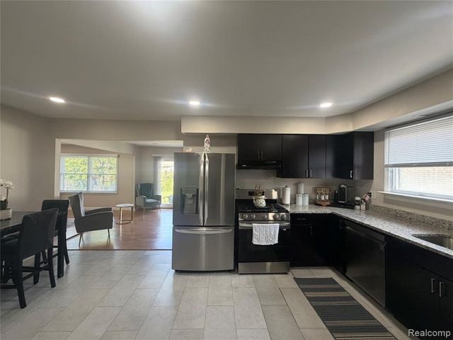 37540 Rosebush Street, Sterling Heights, MI 48310
