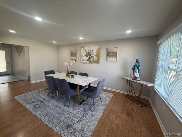 37540 Rosebush Street, Sterling Heights, MI 48310