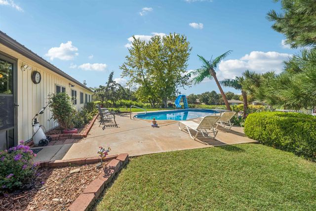 505 N Webb St, Caldwell, KS 67022