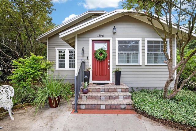 13941 13TH STREET, Dade City, FL 33525