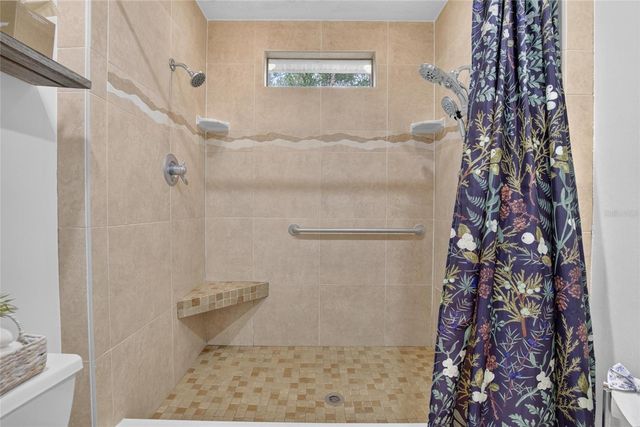 13941 13TH STREET, Dade City, FL 33525