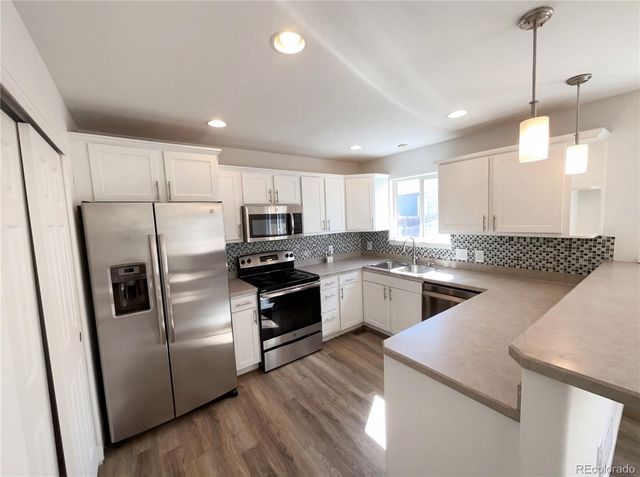 9686 Fairwood Street, Littleton, CO 80125