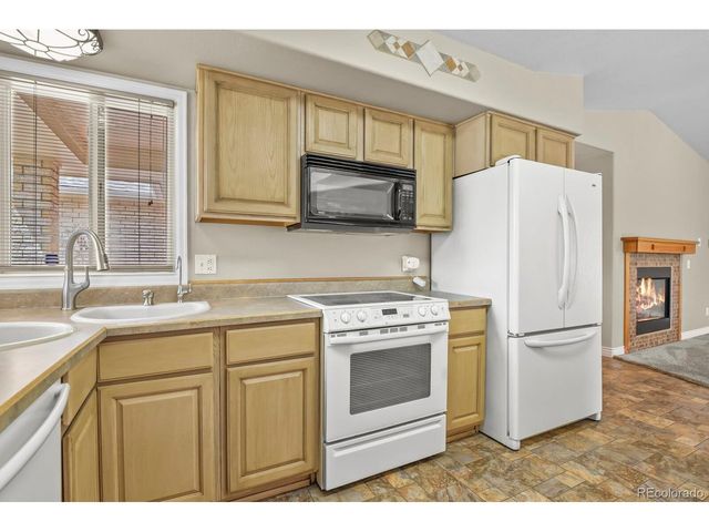 930 S Hoover Ave, Fort Lupton, CO 80621