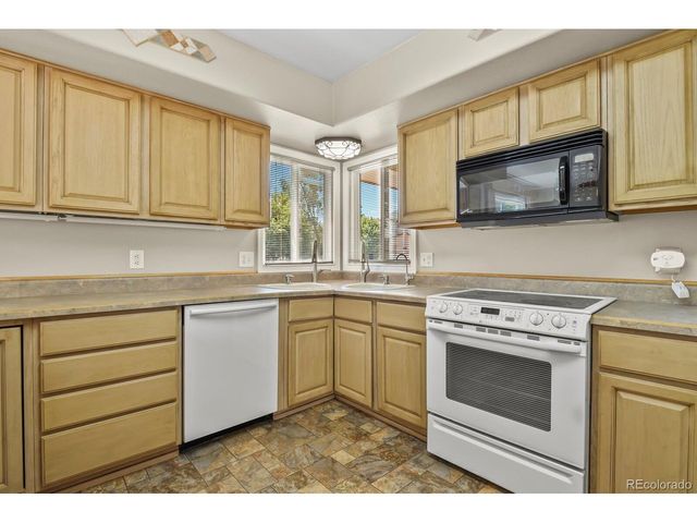 930 S Hoover Ave, Fort Lupton, CO 80621