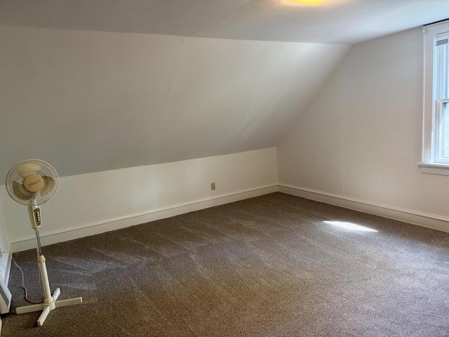 1613 E Pryor AVENUE, Milwaukee, WI 53207