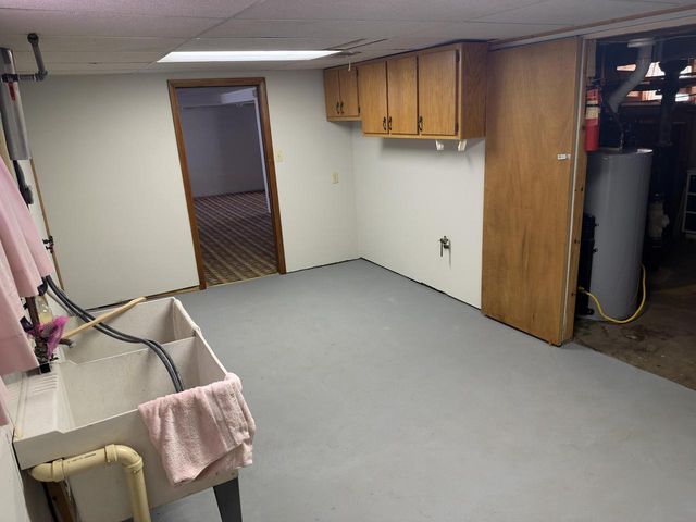 1613 E Pryor AVENUE, Milwaukee, WI 53207
