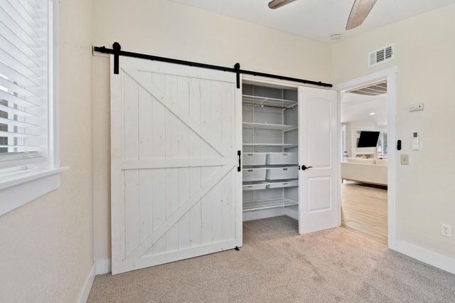 313 Brookwood Rd, Roseville, CA 95678