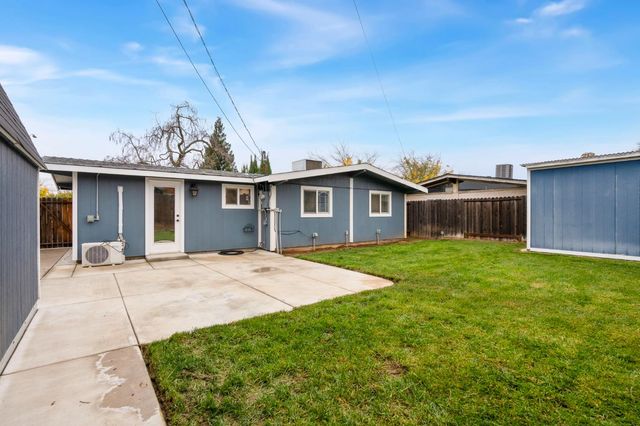 313 Brookwood Rd, Roseville, CA 95678