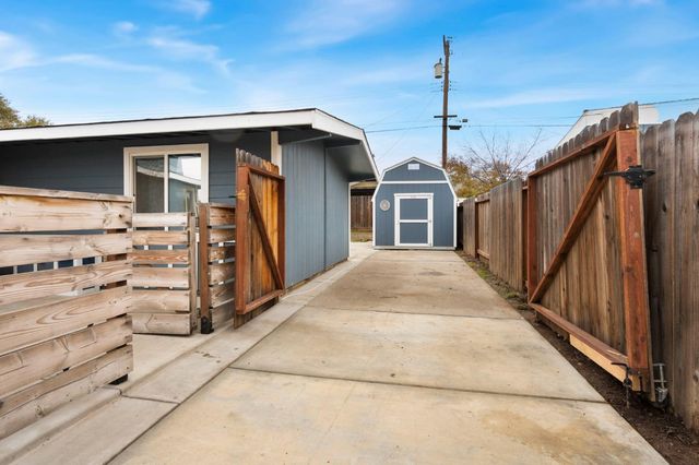 313 Brookwood Rd, Roseville, CA 95678