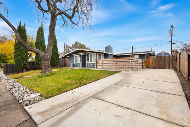 313 Brookwood Rd, Roseville, CA 95678