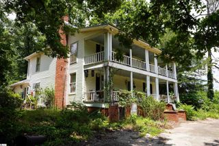 1212 Pleasant Hill Road, Landrum, SC 29356