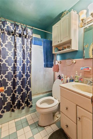 1711 NW 26th Ave, Fort Lauderdale, FL 33311