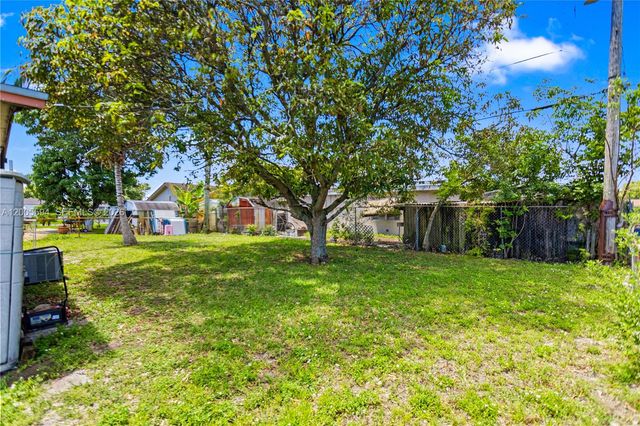 1711 NW 26th Ave, Fort Lauderdale, FL 33311