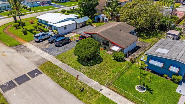 1711 NW 26th Ave, Fort Lauderdale, FL 33311