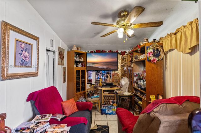 1711 NW 26th Ave, Fort Lauderdale, FL 33311