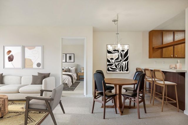 2140 Santa Cruz Avenue E208, Menlo Park, CA 94025