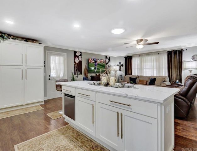 14 Cantalejo Lane, Hot Springs Village, AR 71909