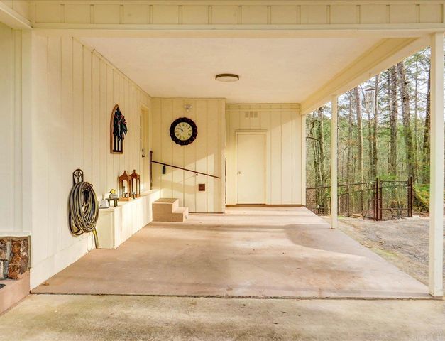 14 Cantalejo Lane, Hot Springs Village, AR 71909