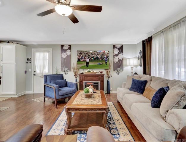 14 Cantalejo Lane, Hot Springs Village, AR 71909