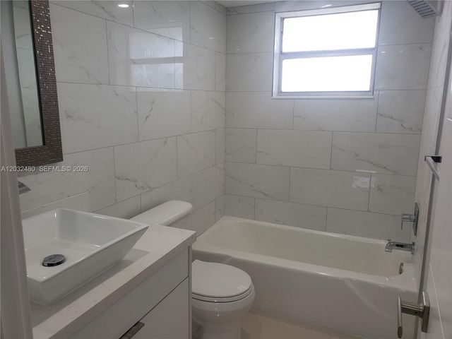 4700 Washington St 404, Hollywood, FL 33021