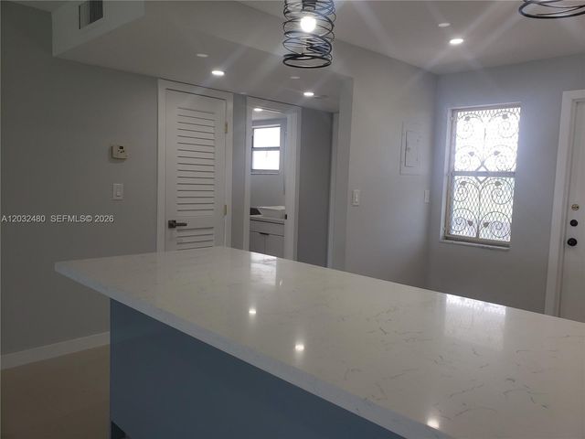 4700 Washington St 404, Hollywood, FL 33021