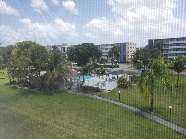 4700 Washington St 404, Hollywood, FL 33021
