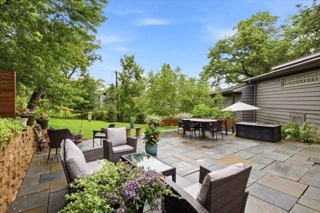 301 Ardmore Drive, Golden Valley, MN 55422