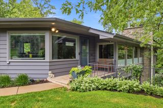 301 Ardmore Drive, Golden Valley, MN 55422