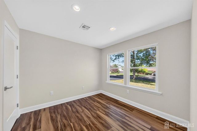 19 Springdale Road, South Brunswick, NJ 08824