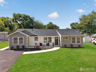 19 Springdale Road, South Brunswick, NJ 08824