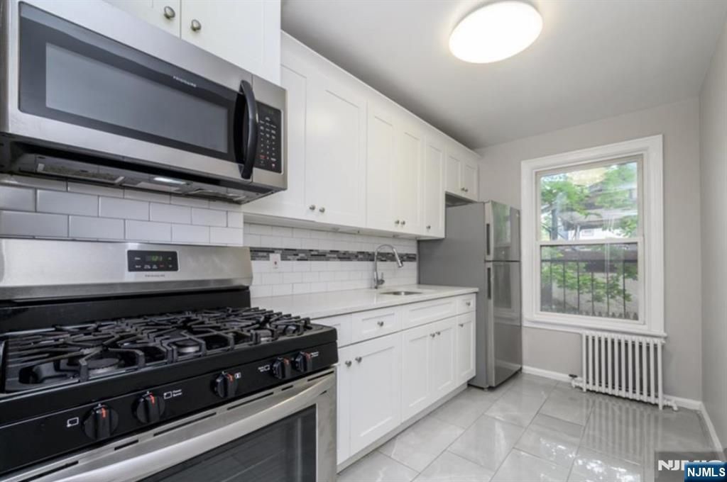 140 Englewood A4, Teaneck, NJ 07666